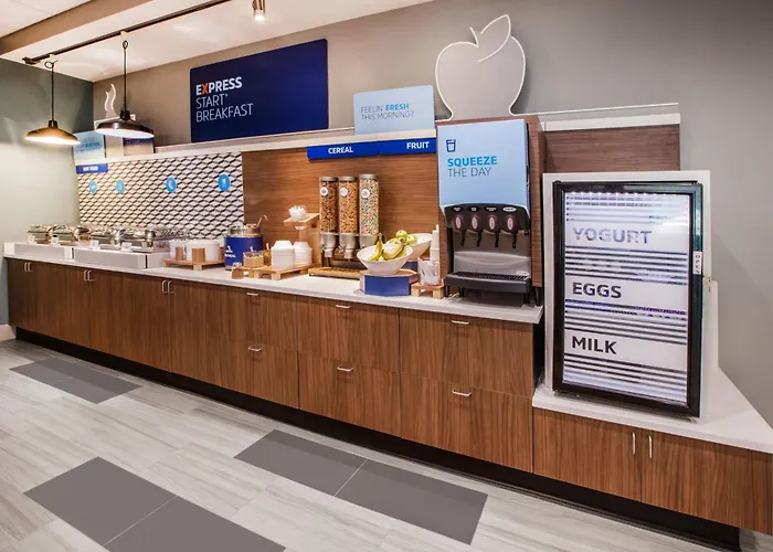 Express By Ihg Crestwood