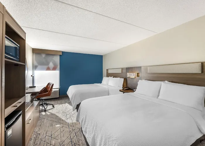Express By Ihg Crestwood