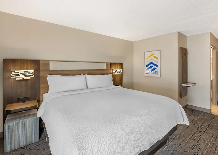 Express By Ihg 2* Crestwood