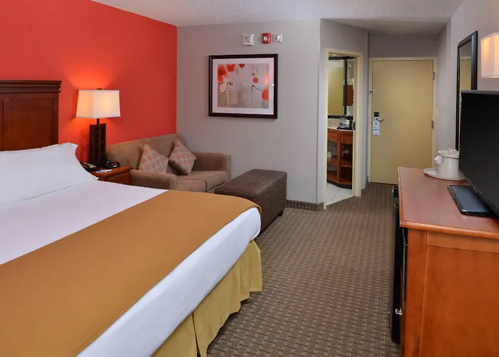 Express By Ihg Crestwood