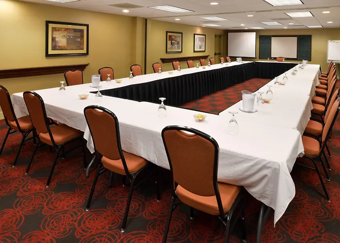 Express By Ihg Crestwood