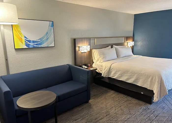Express By Ihg Crestwood