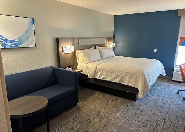 Express By Ihg 2*