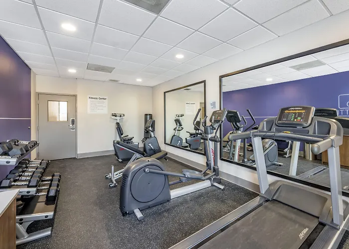 Express By Ihg Crestwood