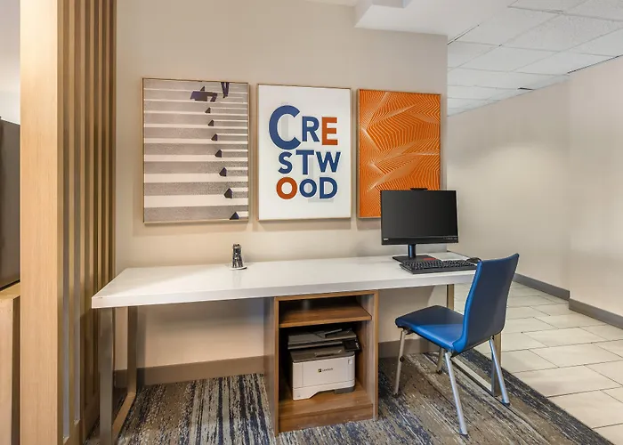 Express By Ihg Crestwood